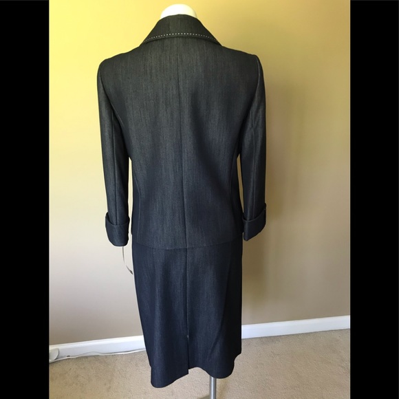 Tahari  by Arthur S. Levine Suit - Picture 7 of 8